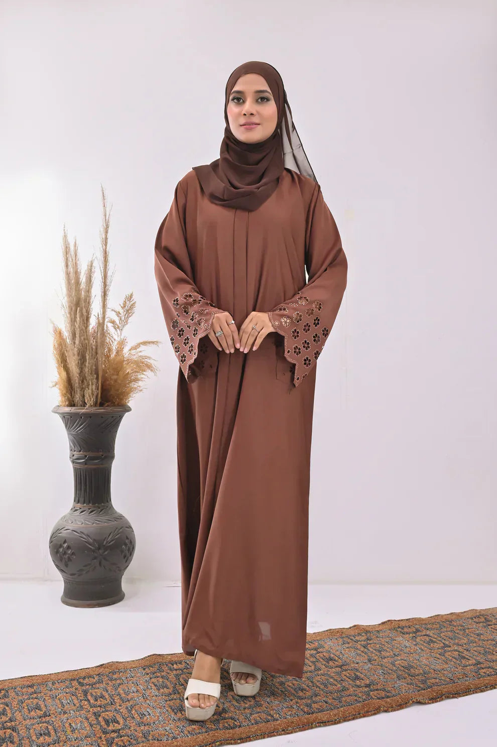 BAHAR Cutwork ABAYA  with hijab